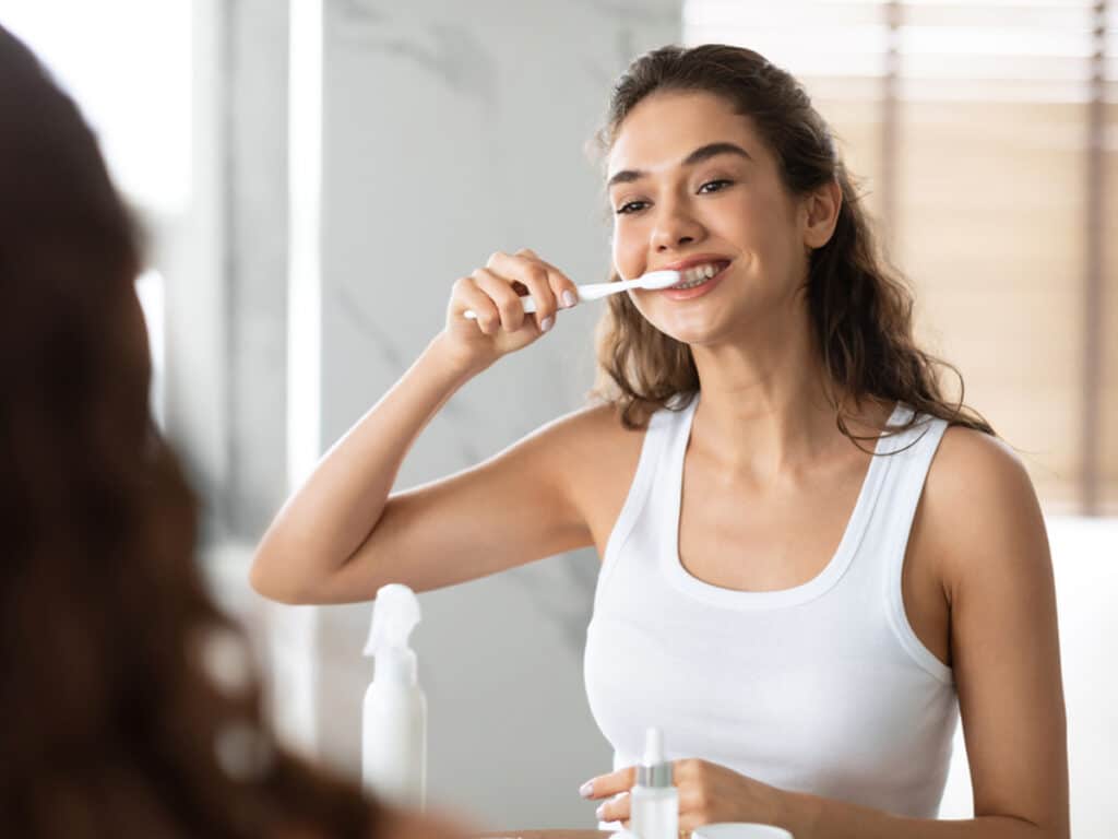 When it comes to brushing your teeth after rhinoplasty, it should be without abruptness and with a soft brush.