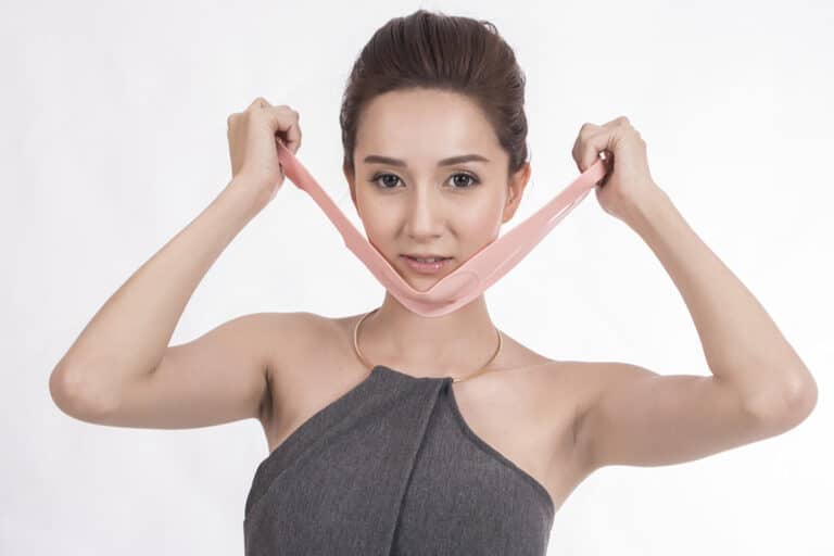 Neck Lift Surgery Recovery Chin Strap Use and Care Tips